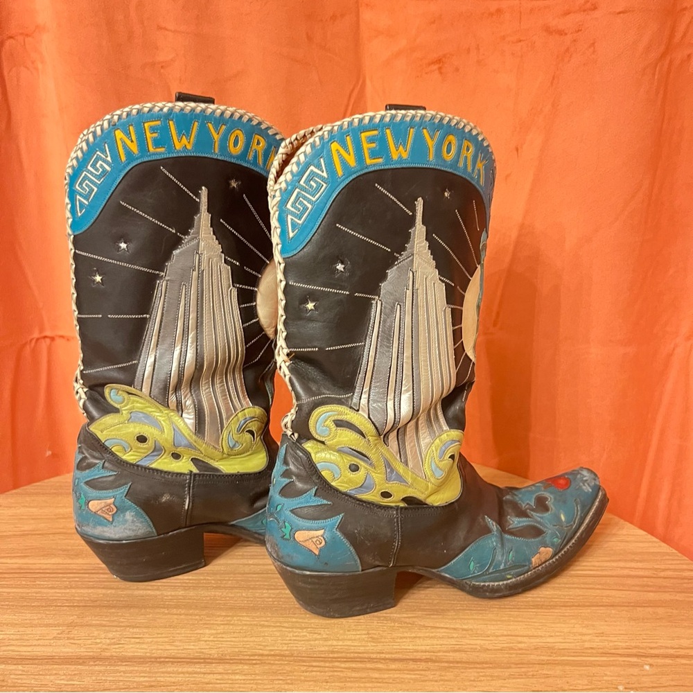 Vintage custom ROCKETBUSTER New York Themed boots size 8